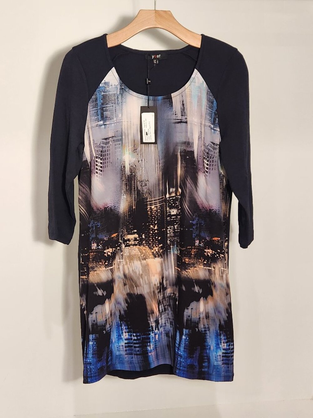 Cityscape Chic YEST 3/4 sleeved DRESS Women's Size 6